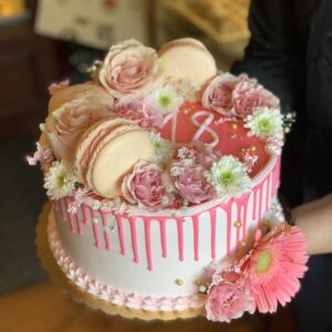 Drip Floral Macaron Cake