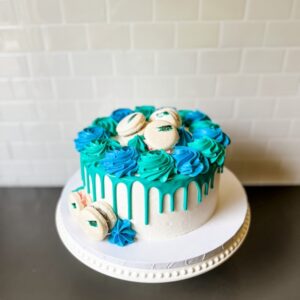 Drip & Macaron Cake