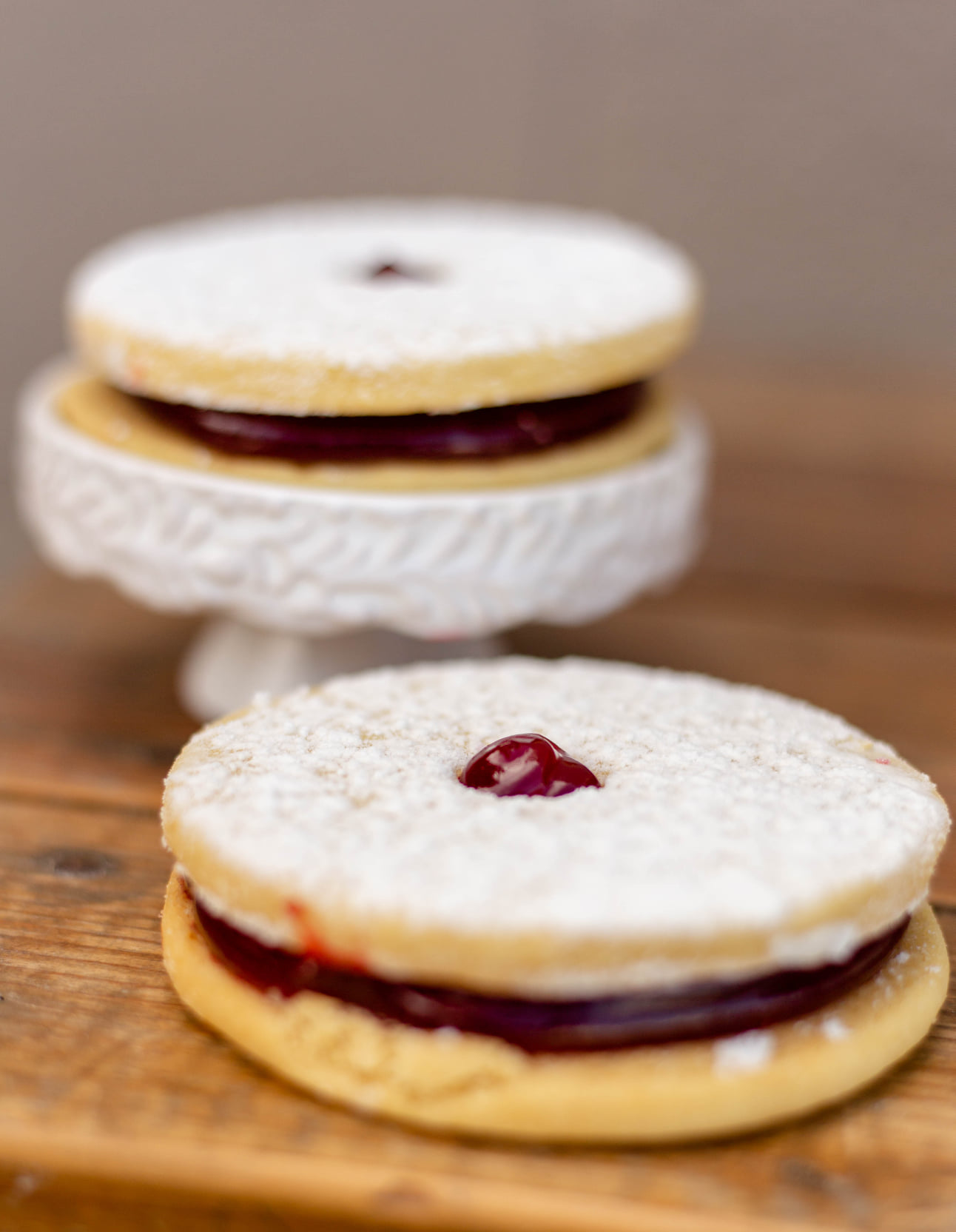 Linzer Cookies